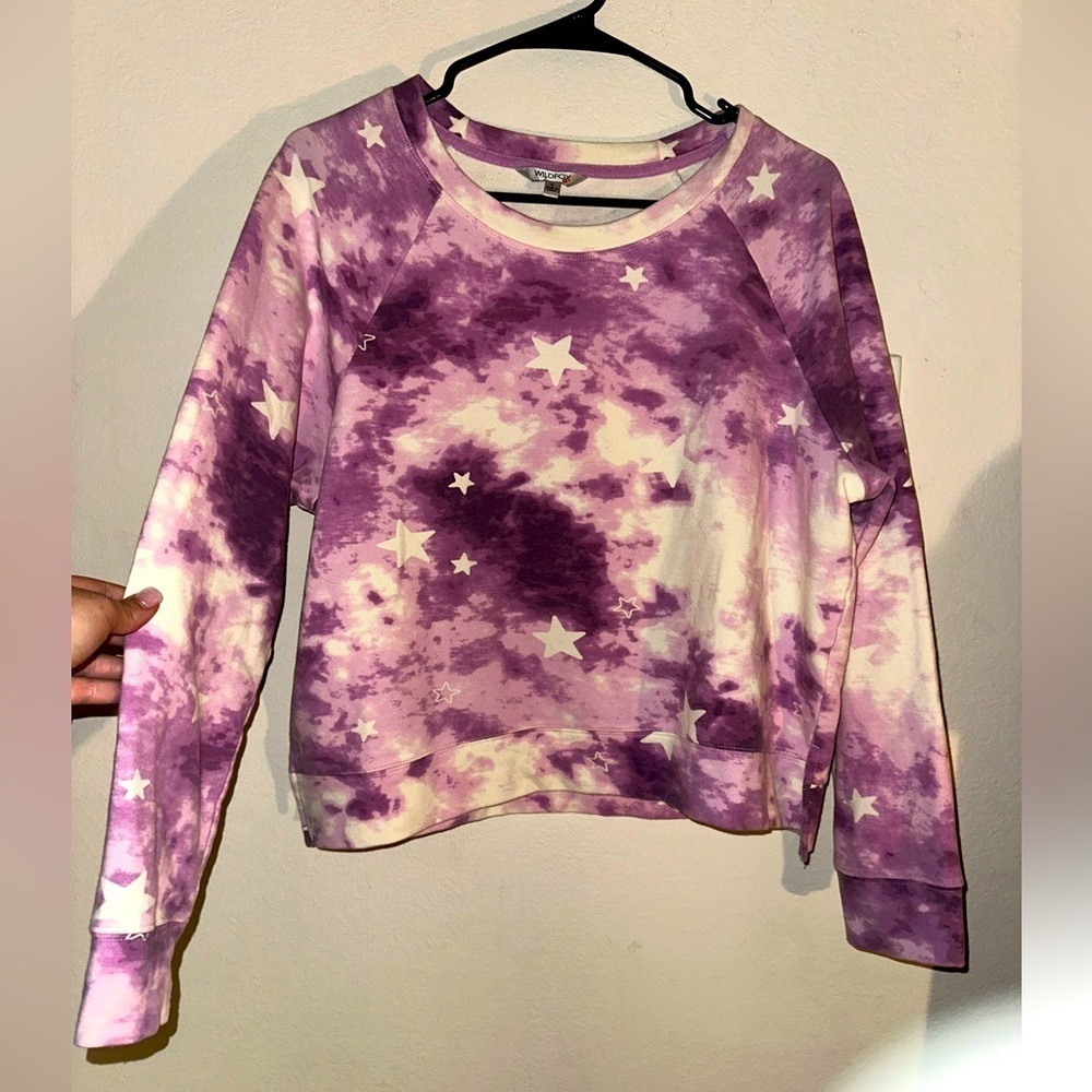 Wild fox women’s purple star tie dye look crewneck sweatshirt L casual EUC
